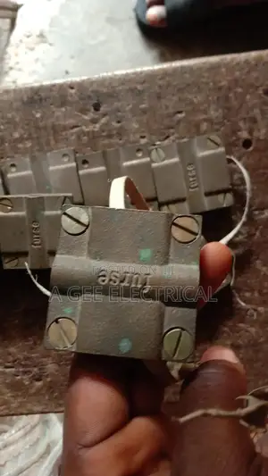 Tape to Cabel Square Clamp