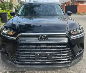 Toyota Highlander XSE AWD 2024 Black