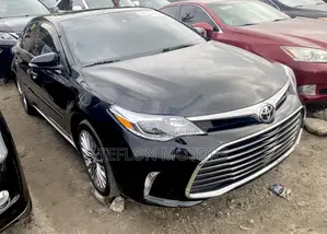 Toyota Avalon Limited Sedan FWD (3.5L 6cyl 6A) 2017 Black
