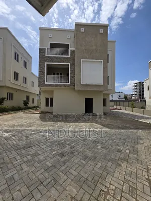 5bdrm Duplex in By Coza Church, Guzape District for sale