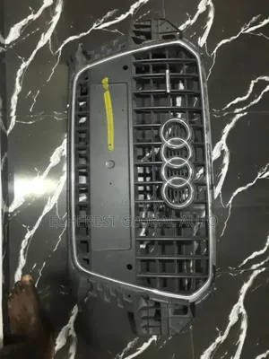 Front Grill for Audi Q7 2013