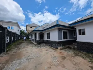 3bdrm Block of Flats in Osongama Estate, Uyo for sale