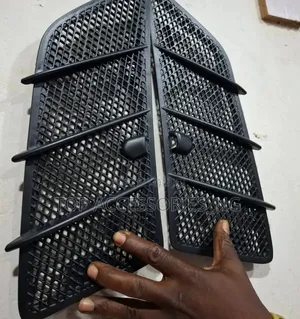 Bonnet Air Flow Vent for Ml350