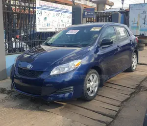 Toyota Matrix 2010 Blue