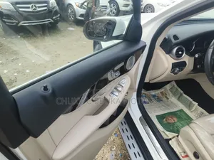 Mercedes-Benz GLC-Class 2017 White