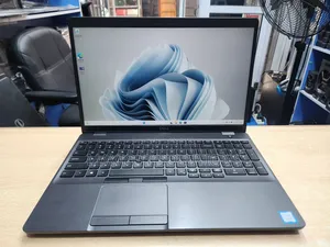 Laptop Dell Precision 15 3541 16GB Intel Core I5 SSD 256GB