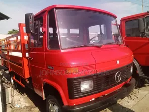 Mercedes Benz Truck 608 Pickup
