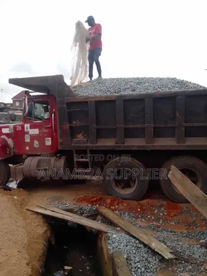 Quality Chippings Supply Direct From Quarry