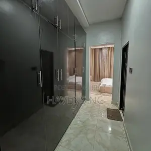 Tasteful 3-Bedroom Apartment
