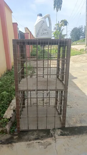 Poultry Display Cage
