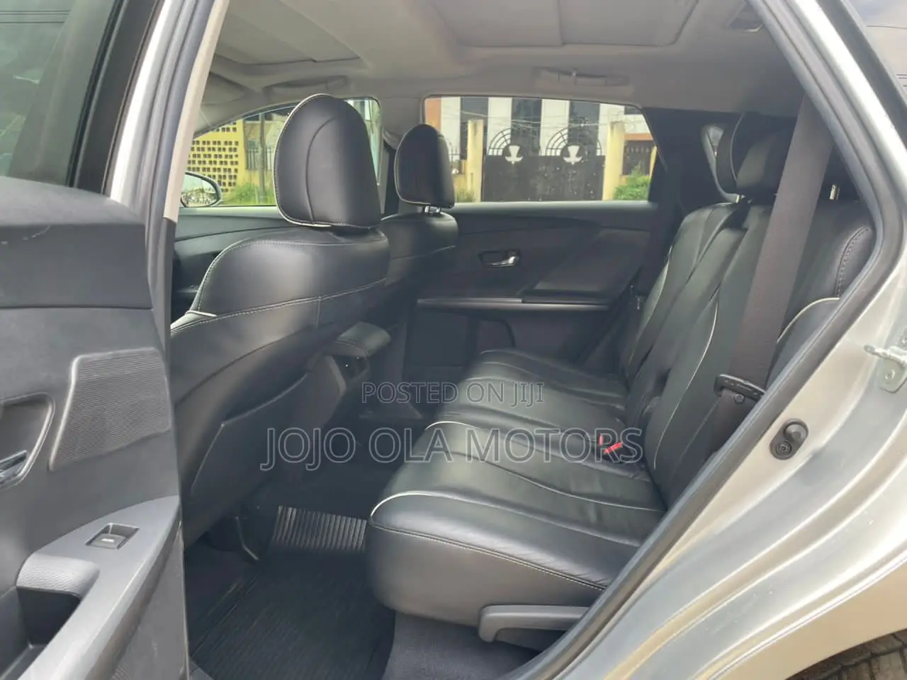 Toyota Venza 2015 Silver