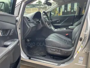 Toyota Venza 2015 Silver