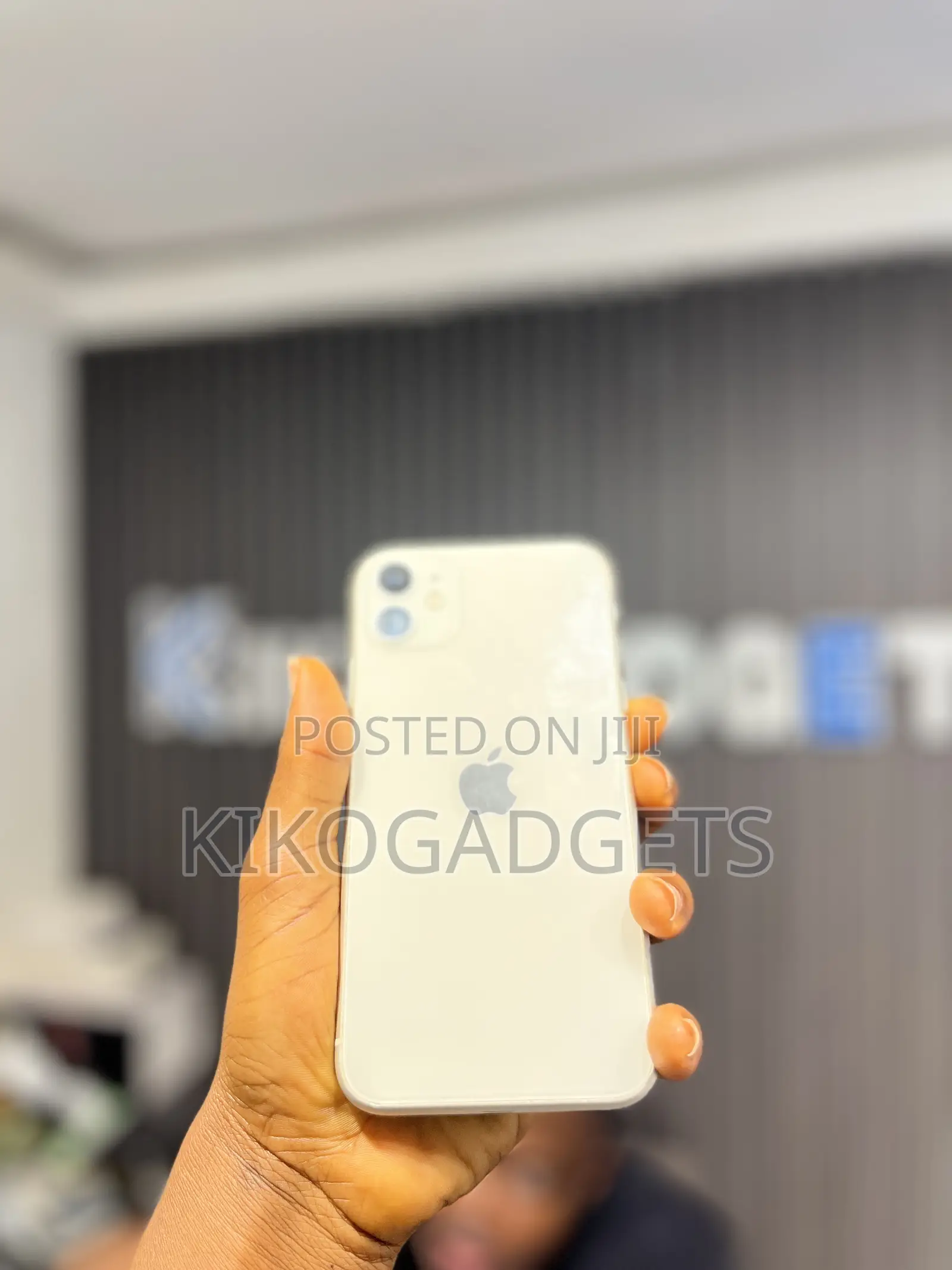 Apple iPhone 11 128 GB White