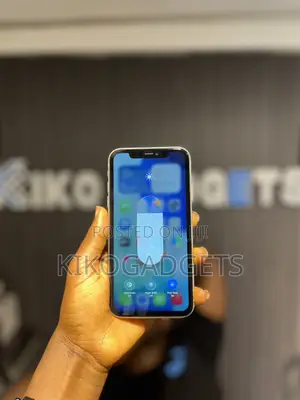 Apple iPhone 11 128 GB White