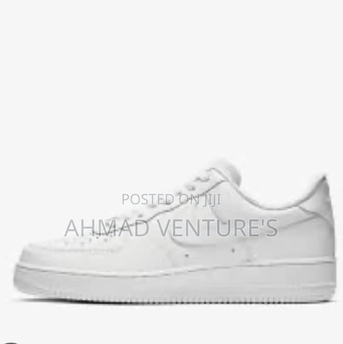 Sneakers (Nike)