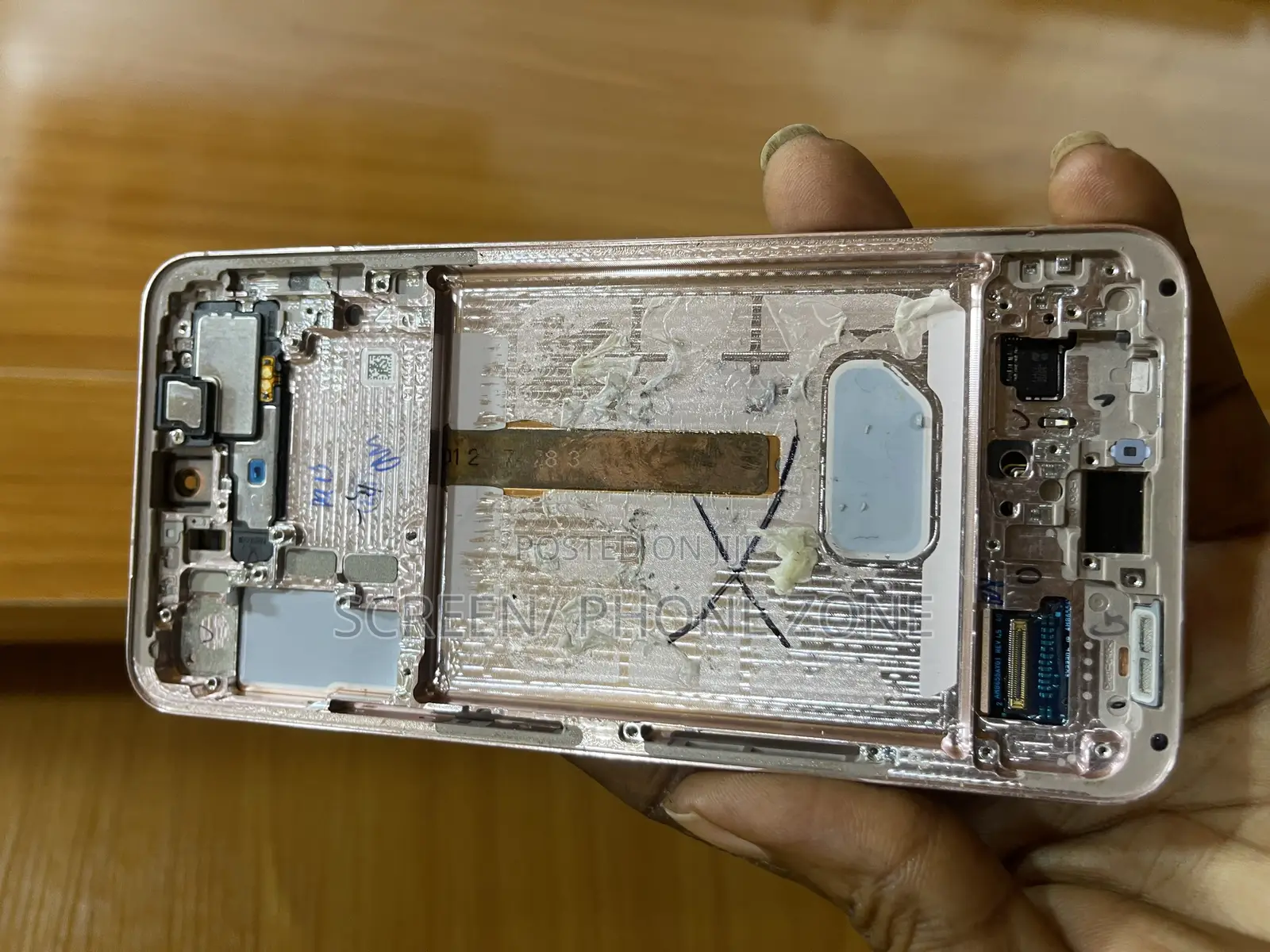 Samsung S22 Screen