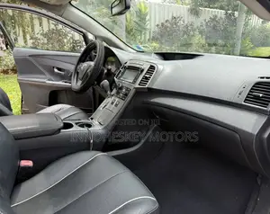 Toyota Venza XLE AWD 2013 Black