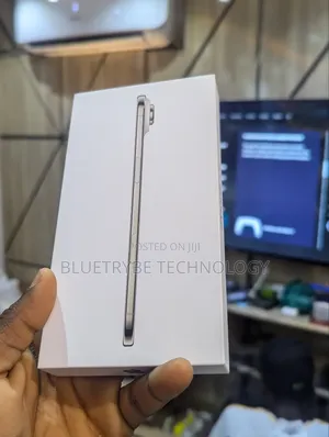 New Apple iPhone Air 256 GB Gold