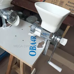 Manual Meat Mincer Machine