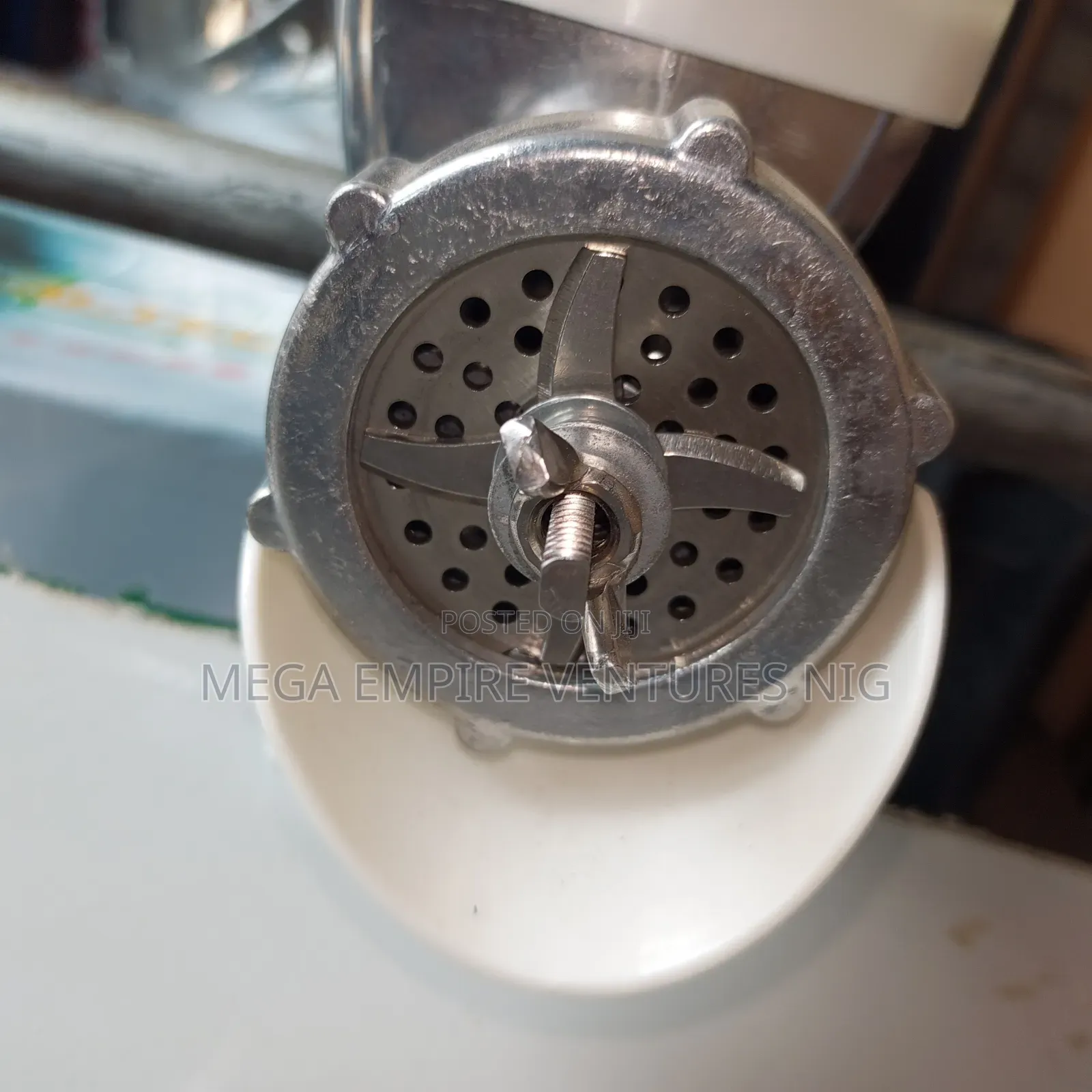 Manual Meat Mincer Machine
