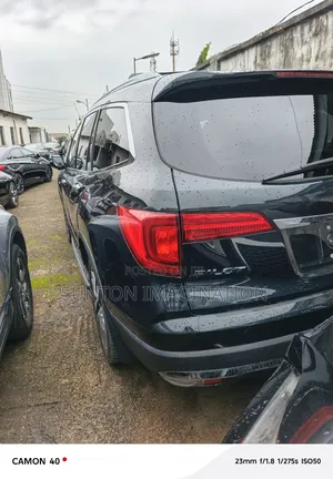 Honda Pilot Touring AWD 2018 Black