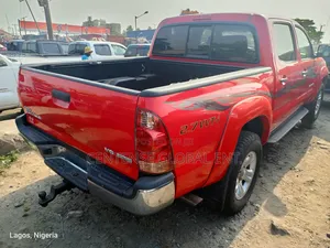 Toyota Tacoma 2010 Red