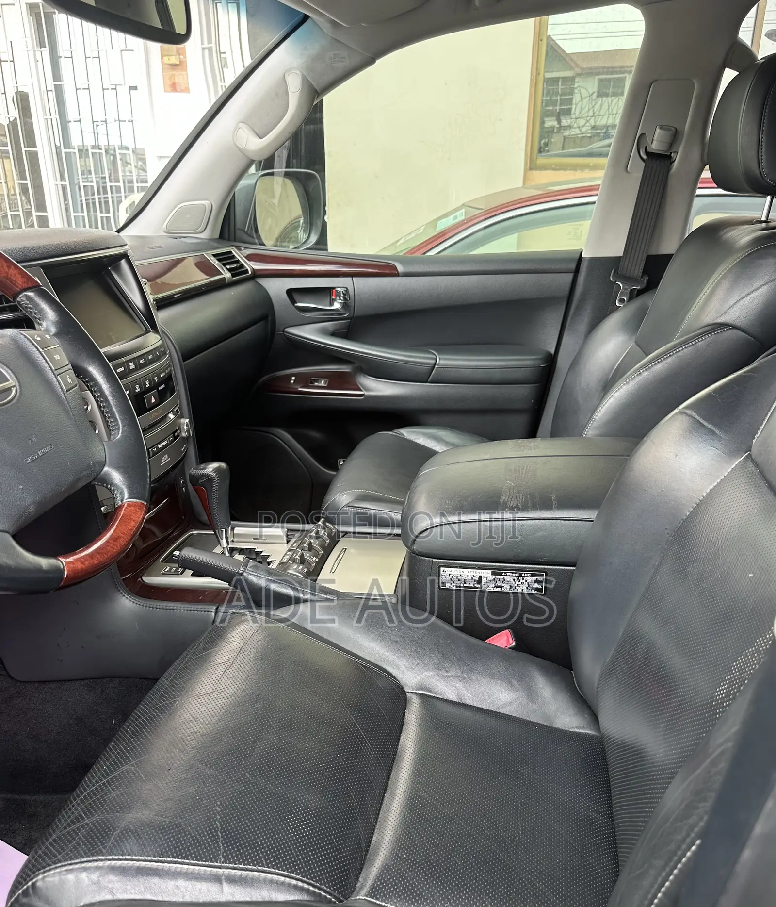 Lexus LX 570 AWD 2013 Gray