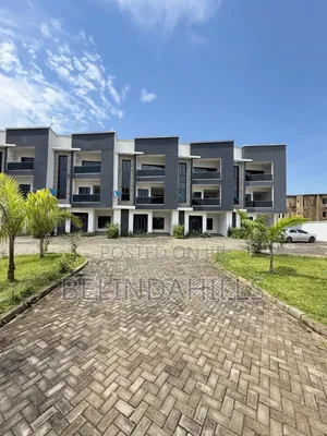 4bdrm Townhouse/Terrace in Life Camp for sale