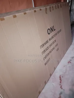 Highest Quality Onl 4*8 Magnetic White Board (Strong Frame)