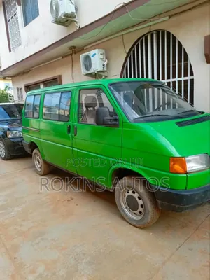 Volkswagen Transporter 2003 Green