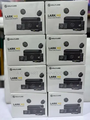 Hollyland Lark M2 Magnetic Dual Wireless Mic for iPhone,Type-c Camera