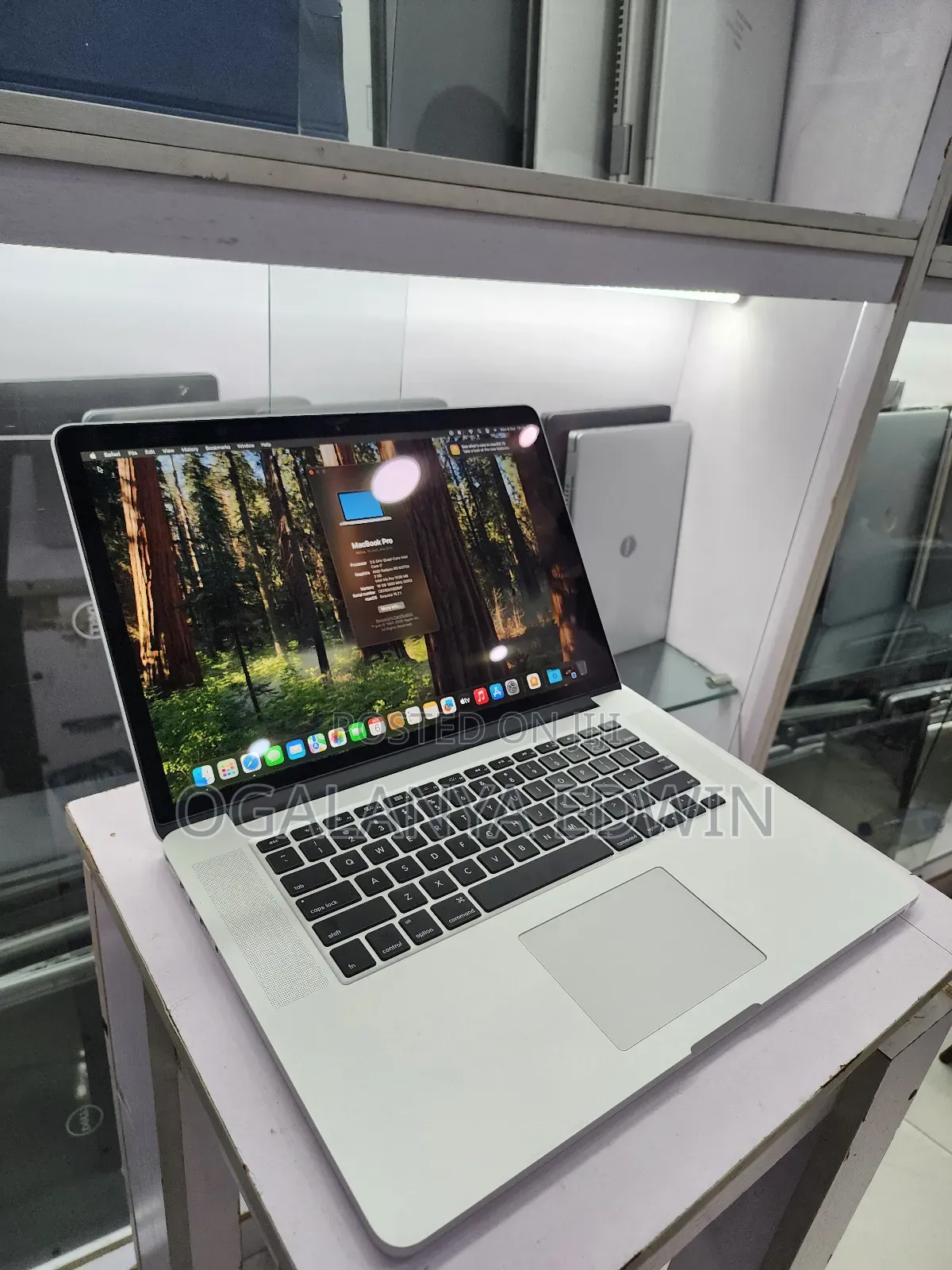 Laptop Apple MacBook Pro 2015 16GB Intel Core I7 SSD 512GB
