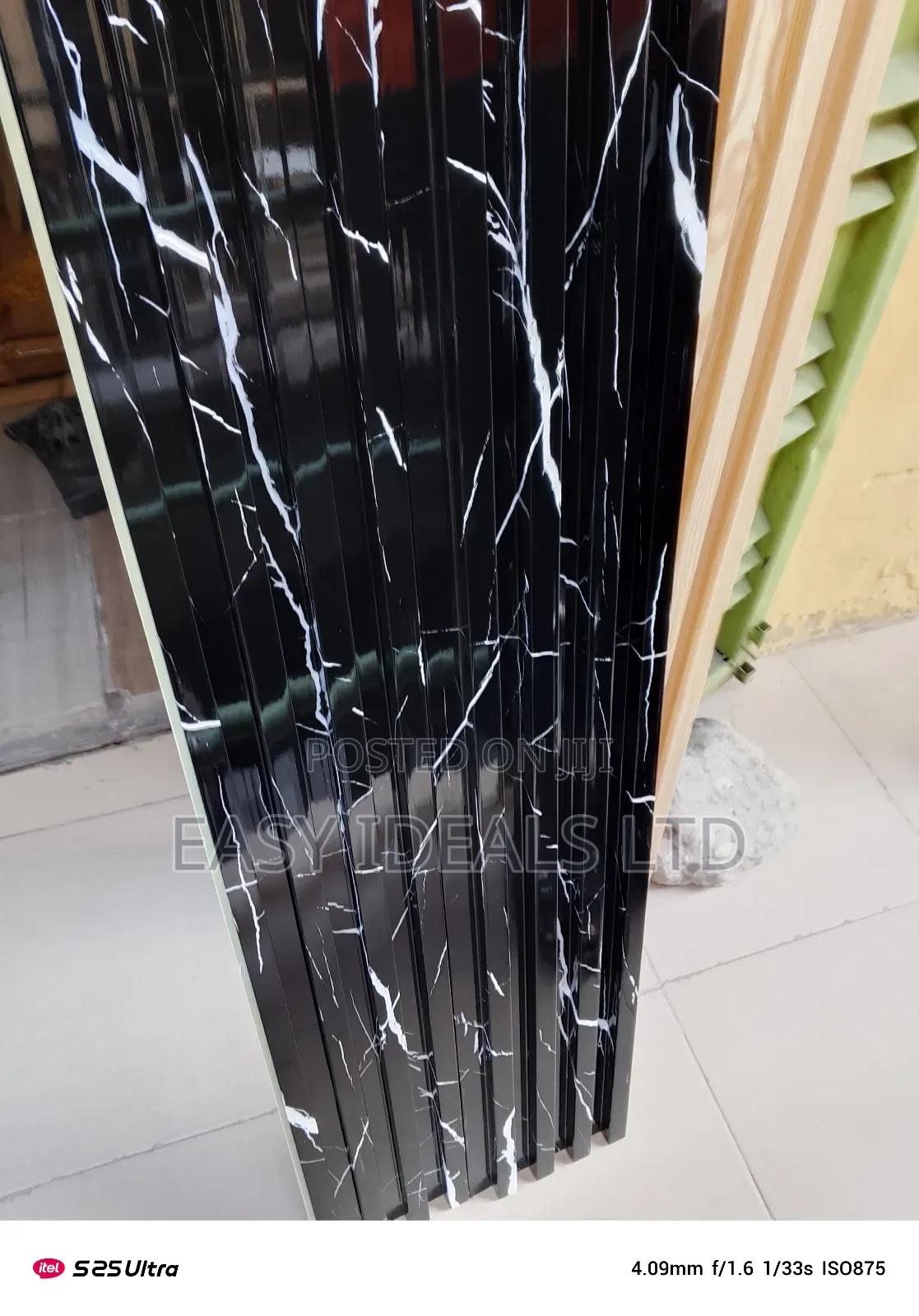 WPC Fluted Panel(Black Carara)