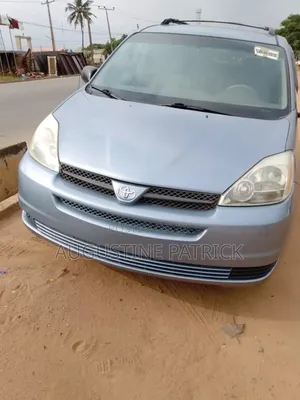 Toyota Sienna 2006 Blue
