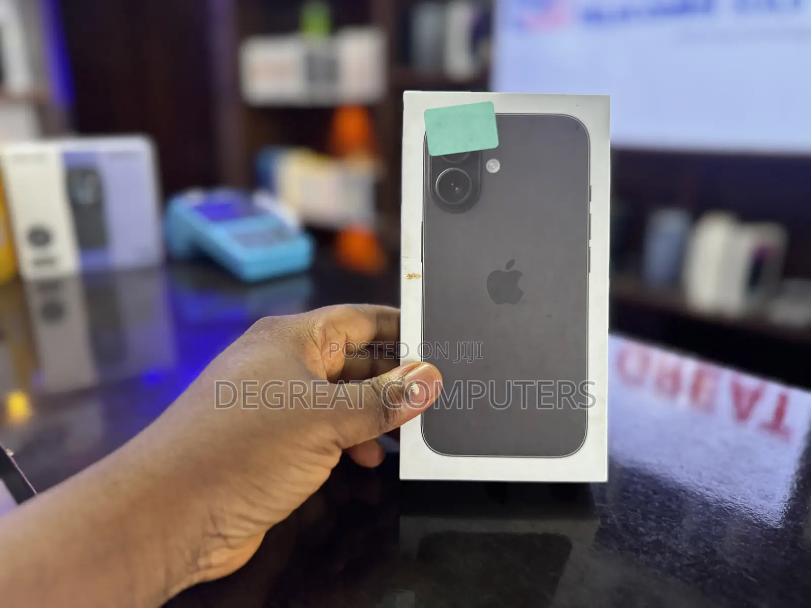 New Apple iPhone 16 128 GB Black