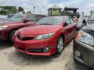 Toyota Camry 2014 Red
