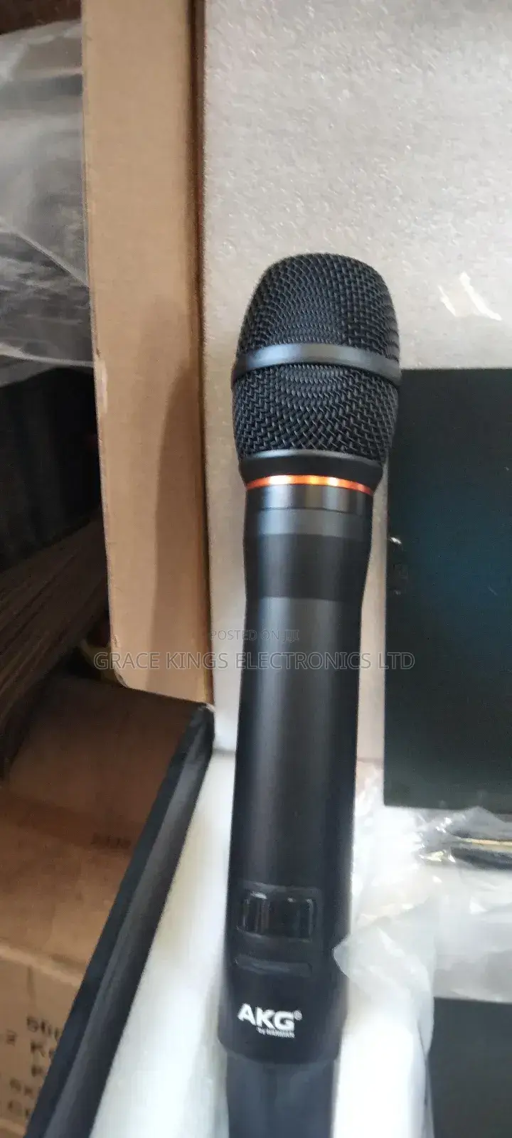 Akg Rechargeable Batteries Wireless Microphone