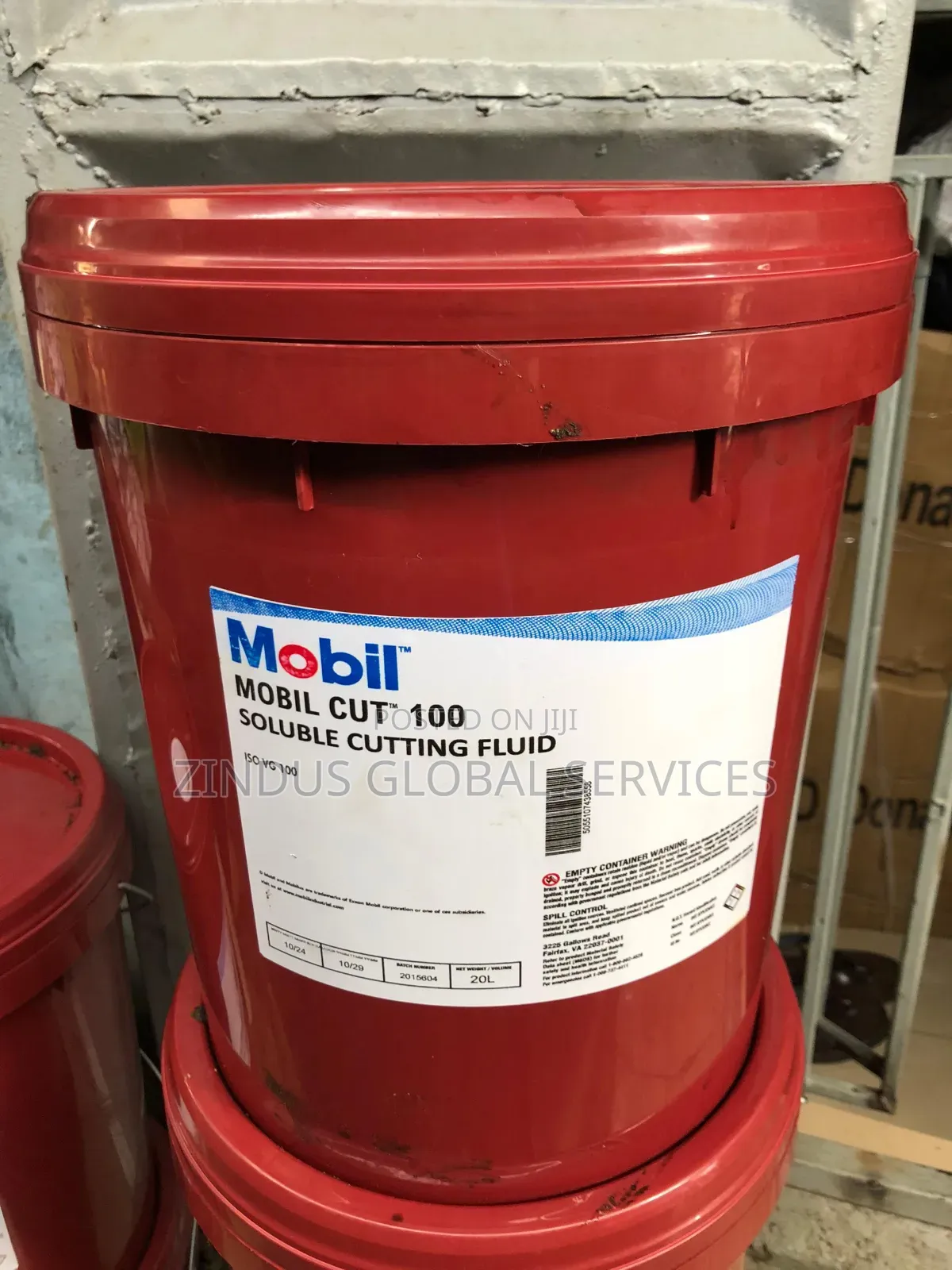 Mobil Cut 100 Soluble Cutting Fluid