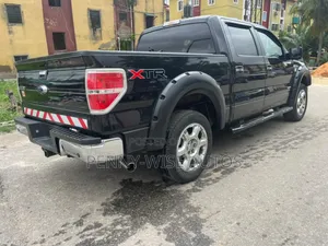 Ford F-150 XLT 2dr Regular Cab 6.5 ft. SB (3.7L 6cyl 6A) 2014 Black