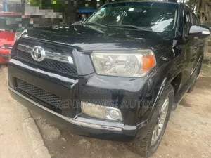 Toyota 4-Runner Limited 4WD 2012 Black