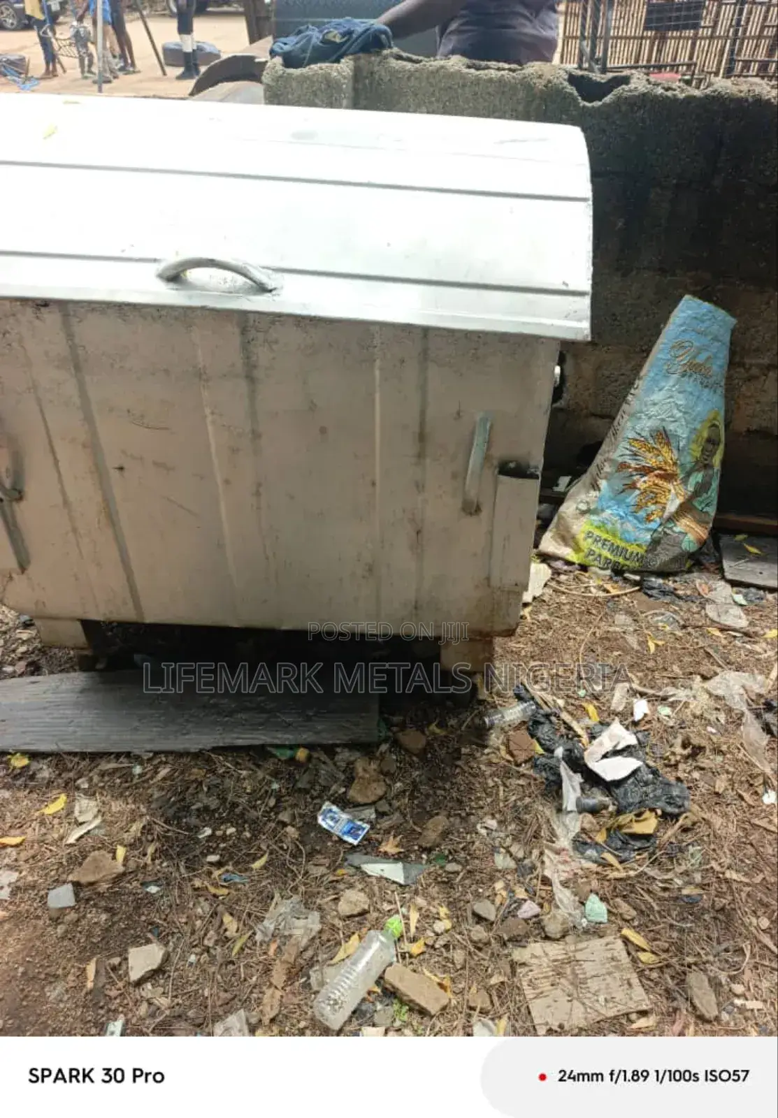 Weste Bin Cover