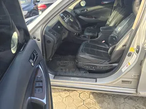 Lexus ES 350 2011 Silver