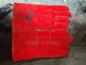 Red Welding Hand Gloves