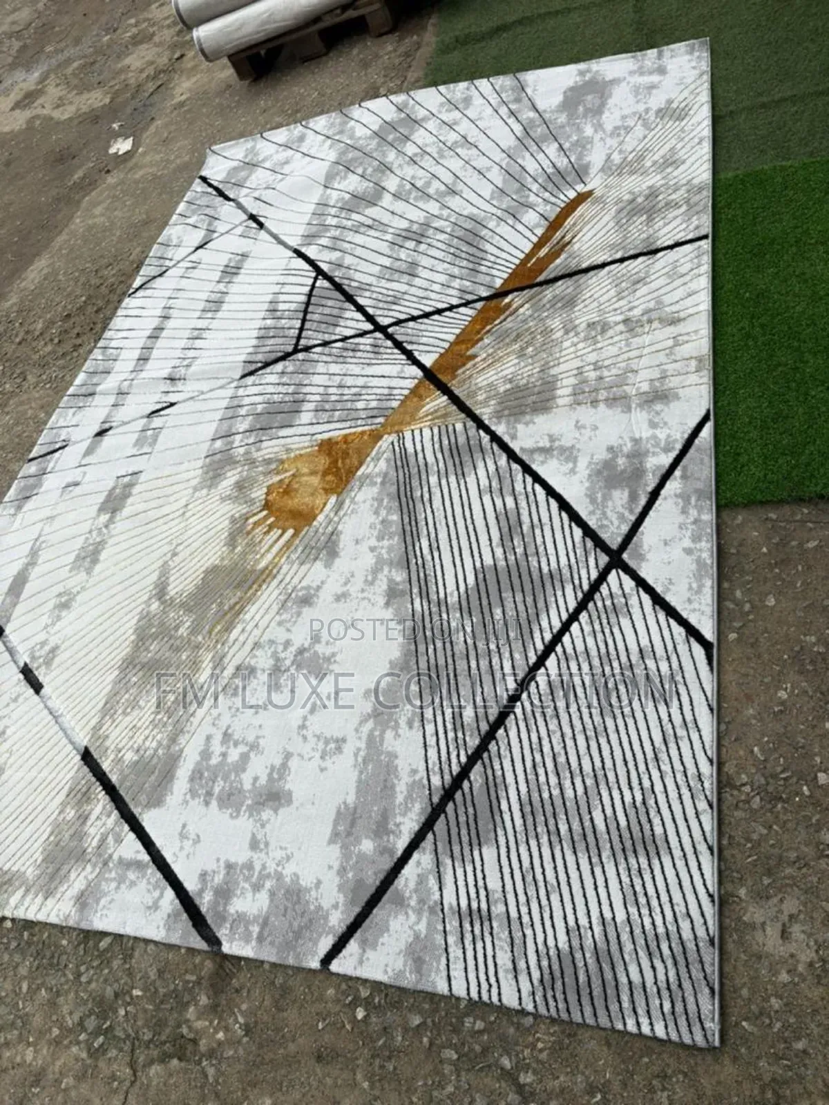 Vip Turkish Center Rug