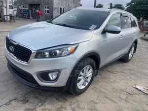 Kia Sorento 2016 Silver