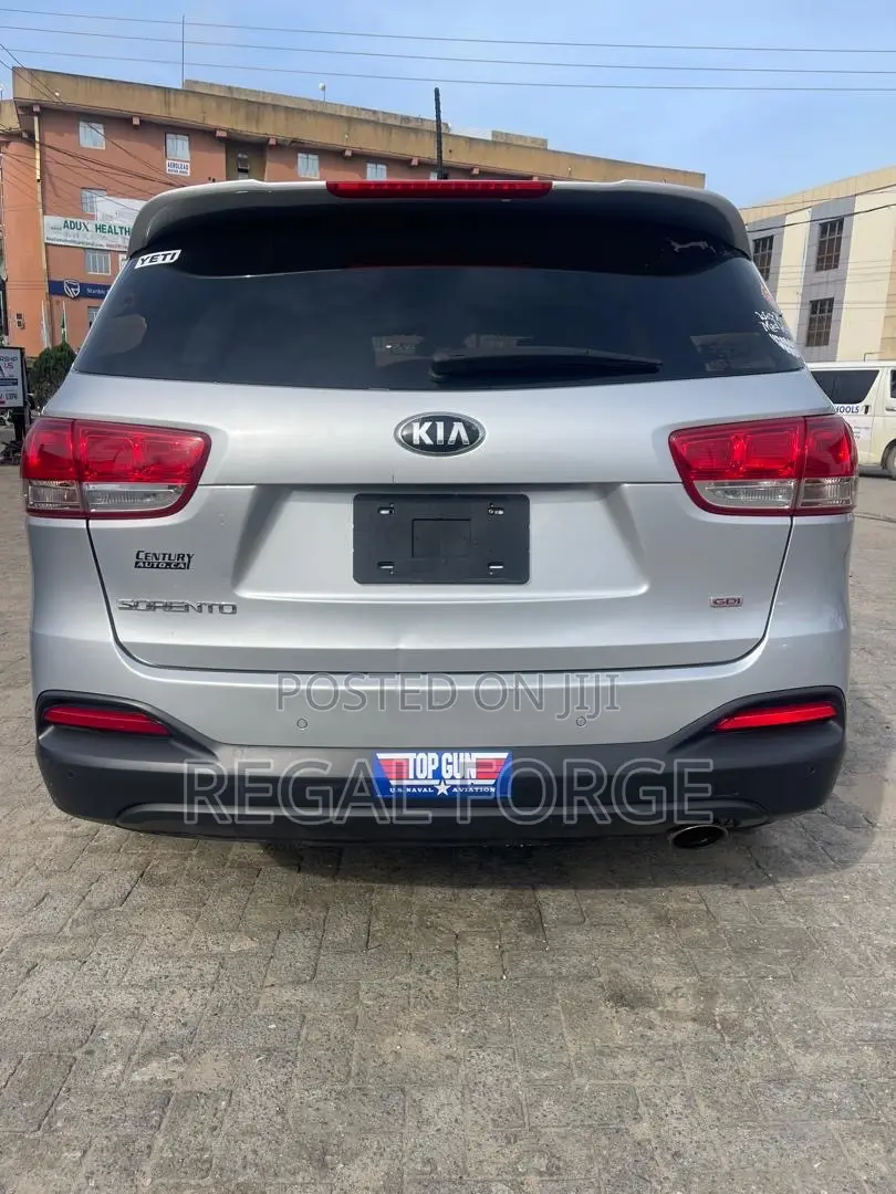 Kia Sorento 2016 Silver
