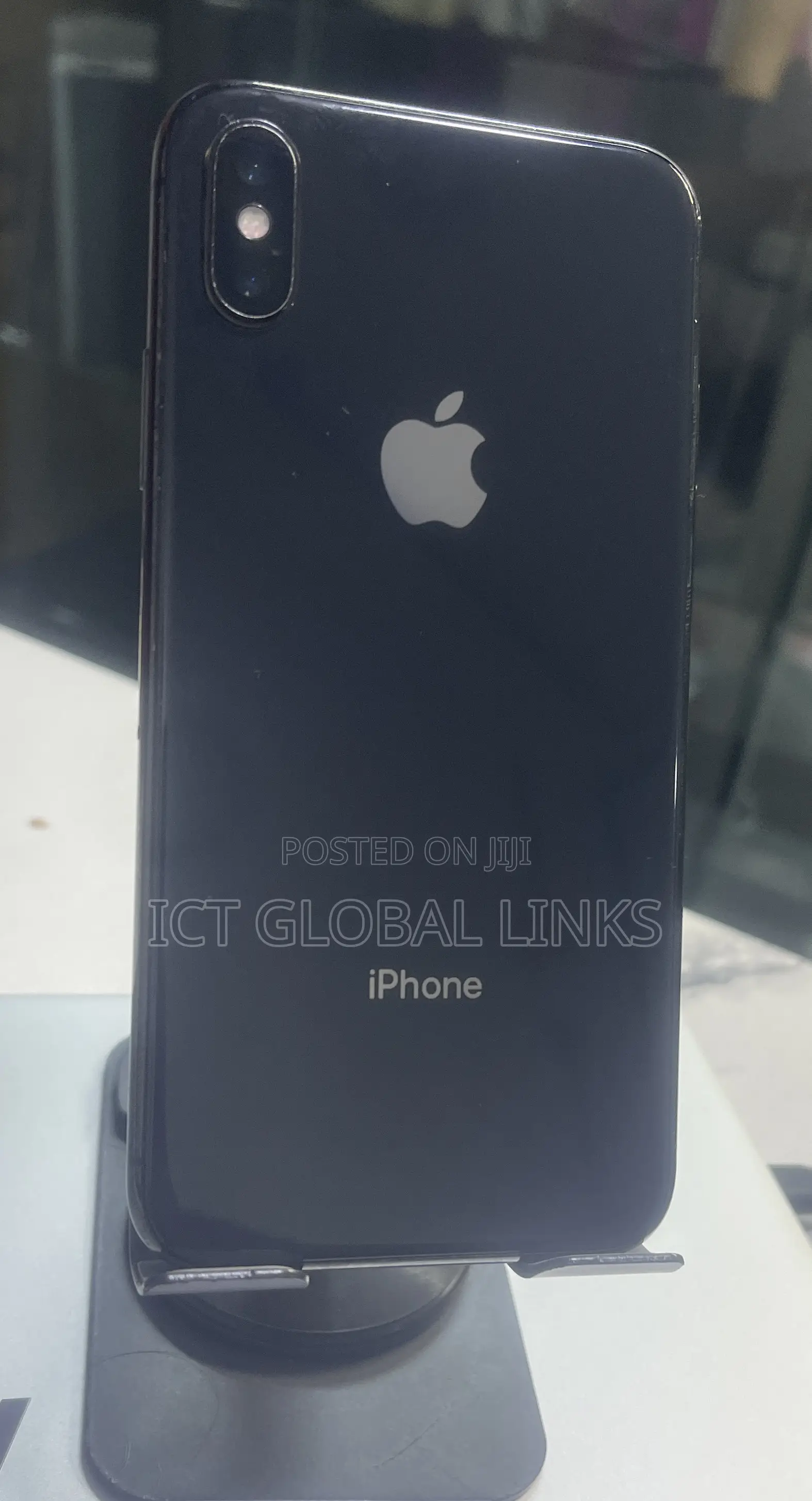 Apple iPhone X 64 GB Black