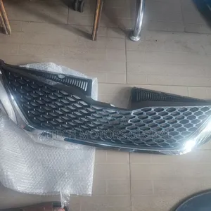 Sports Edition Front Grill Sienna 2011/2016
