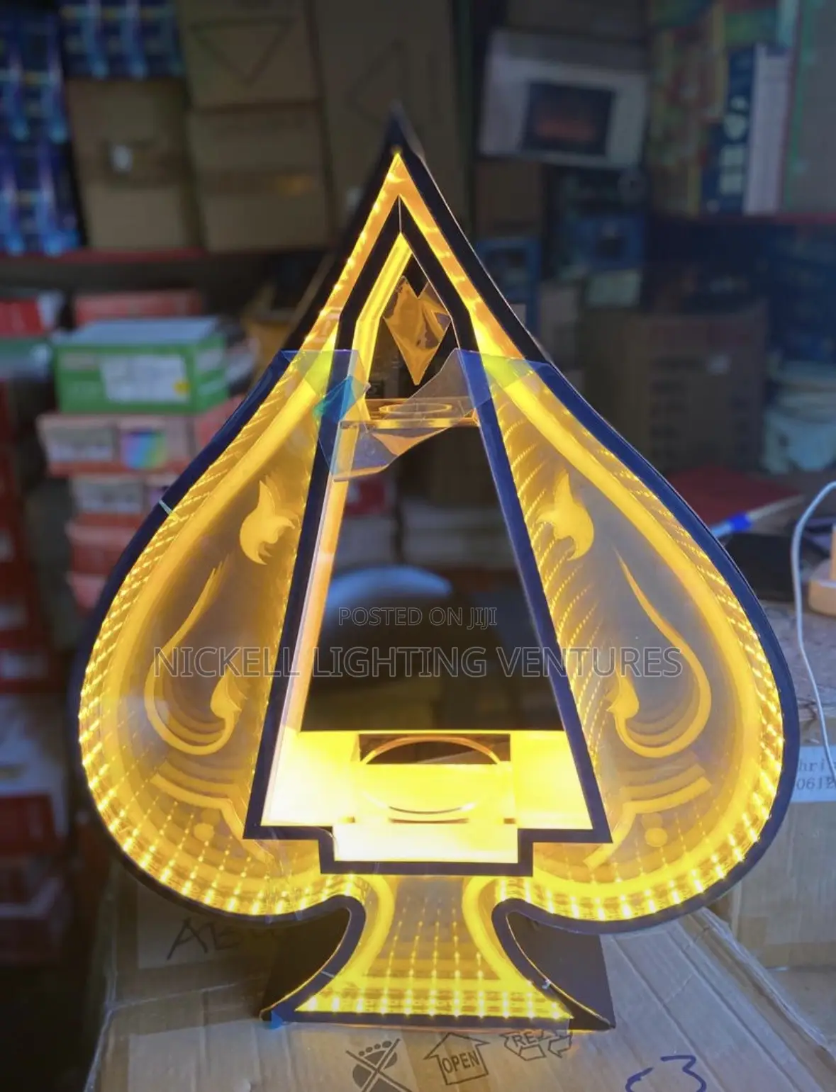 Spade Bar Champagne Holder