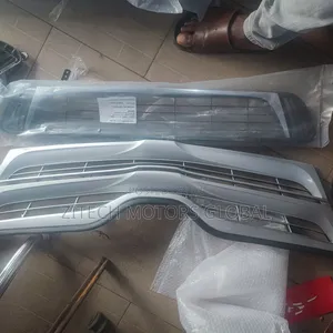 Up and Down Grill Toyota Venza 2013/2016